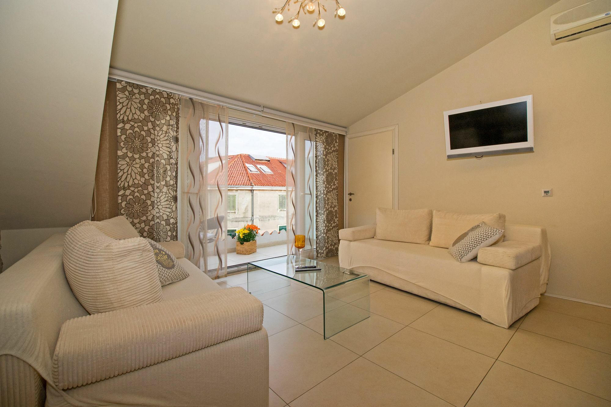 Apartments Tin สปลิท ภายนอก รูปภาพ